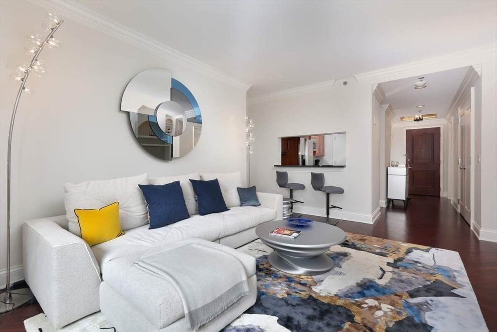 1 Charles Street South - Photo 1