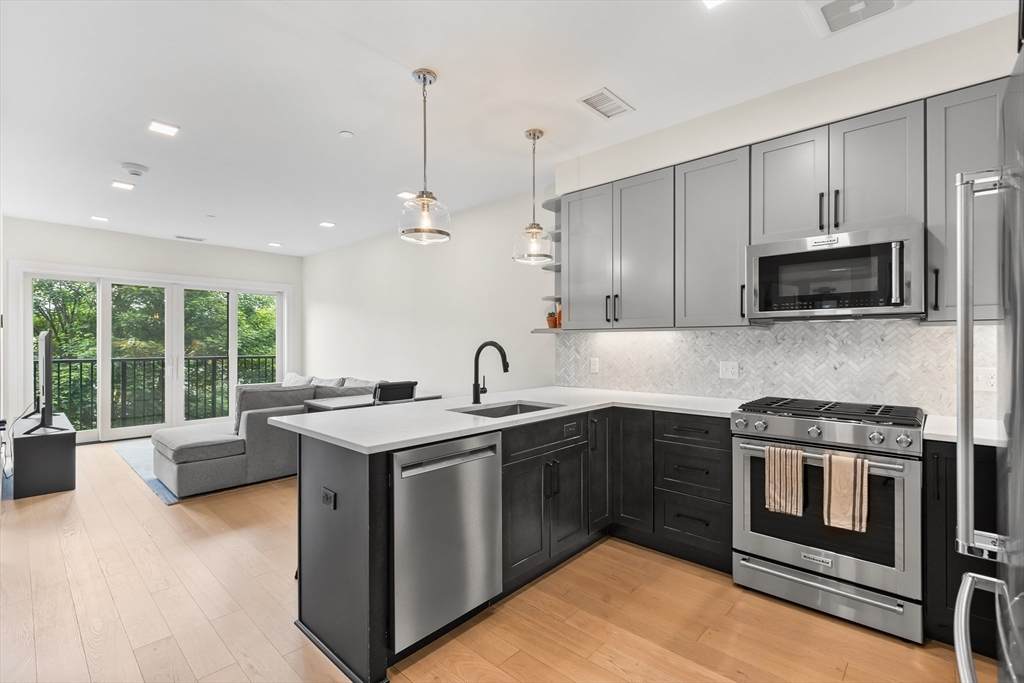 287 Maverick - Photo 1