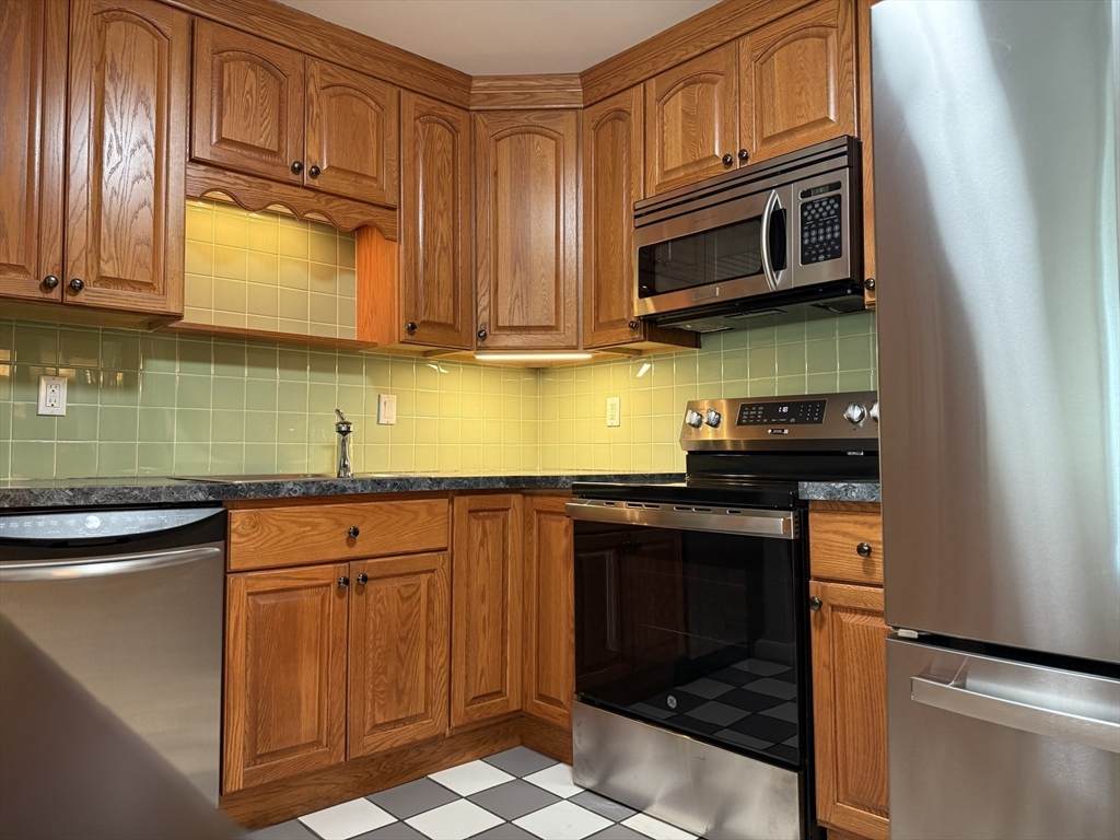 1 Carey Circle - Photo 1