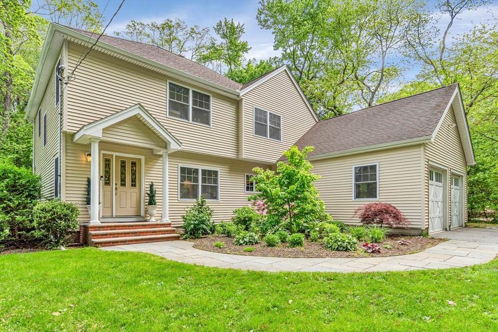 121 Shade Street - Photo 1
