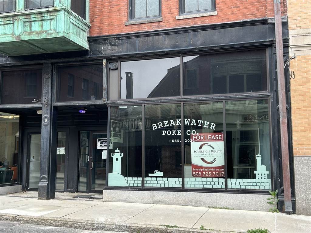 7-11 Pleasant St - Photo 1