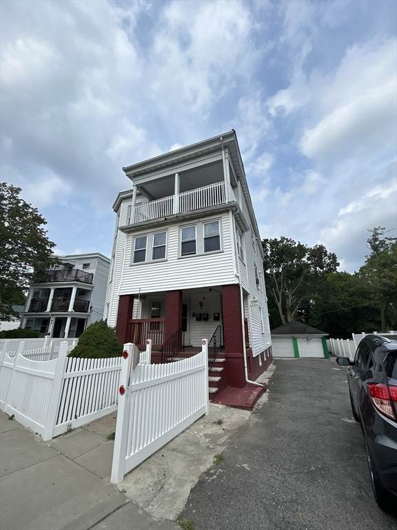 308 Cummins Highway - Photo 1