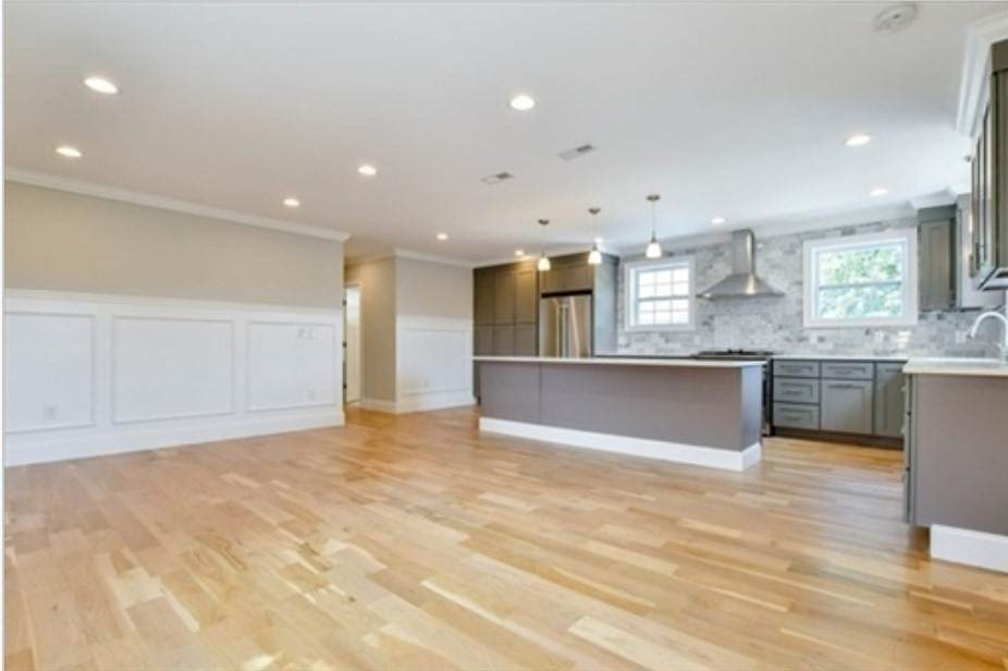 235 Webster Ave - Photo 1