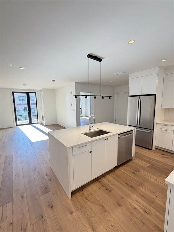 1121 Dorchester Avenue - Photo 1