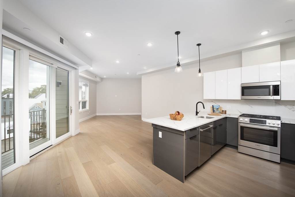 33 Ward St - Photo 1