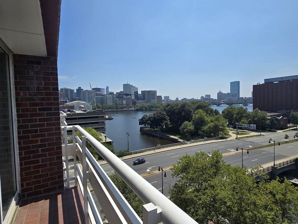 6 Canal Park - Photo 1