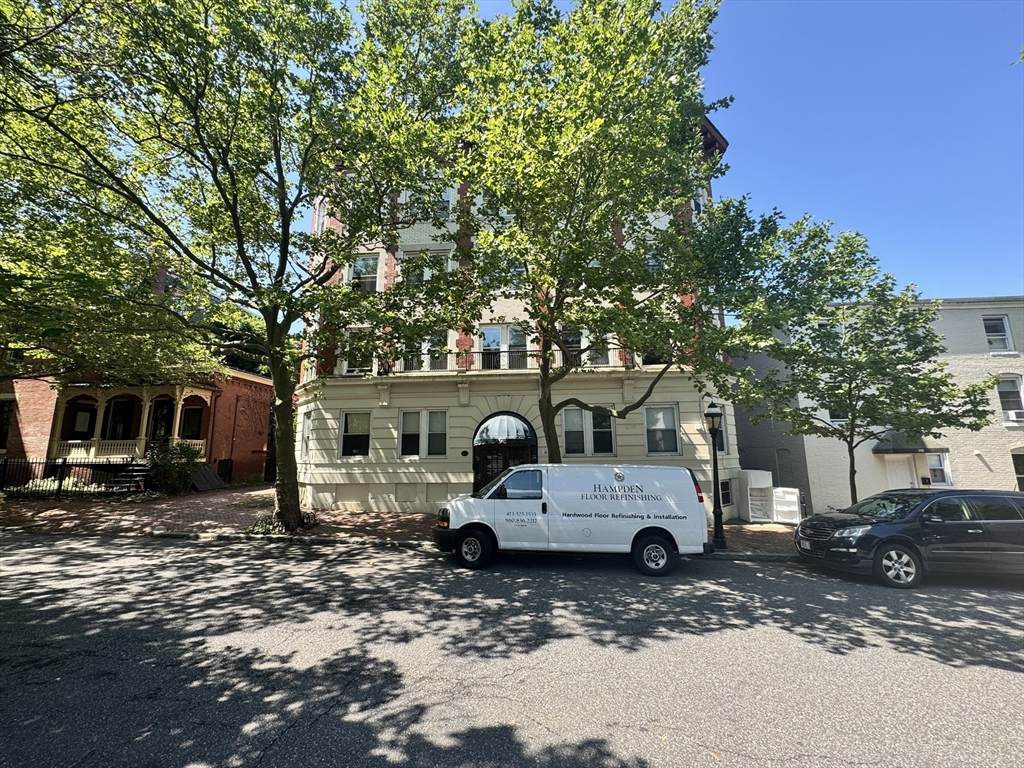 66 Mattoon St - Photo 1