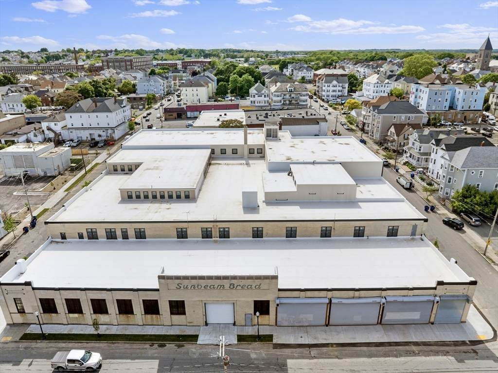 229-241 Coffin Ave - Photo 1