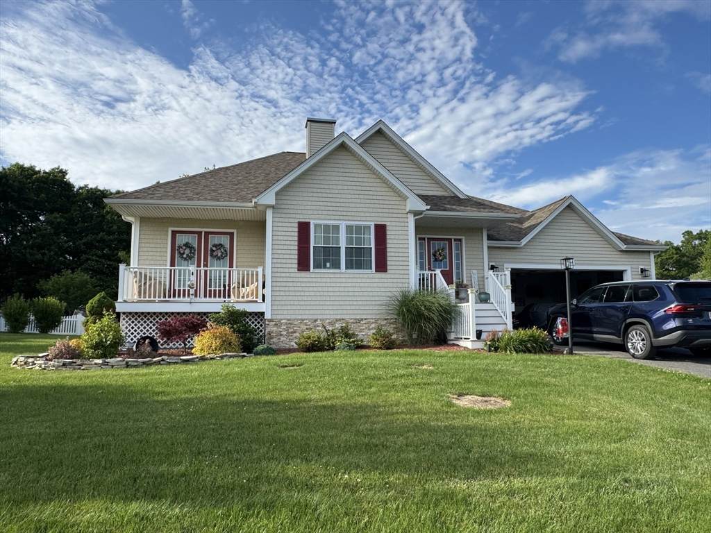 3064 Club House Dr - Photo 1