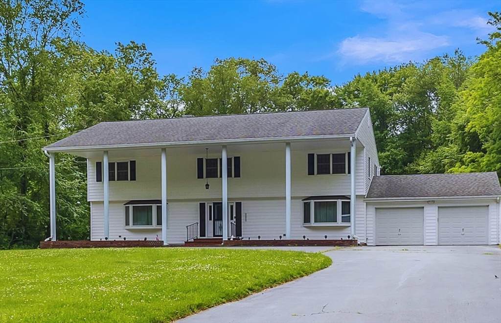 37 Colonial Way - Photo 1