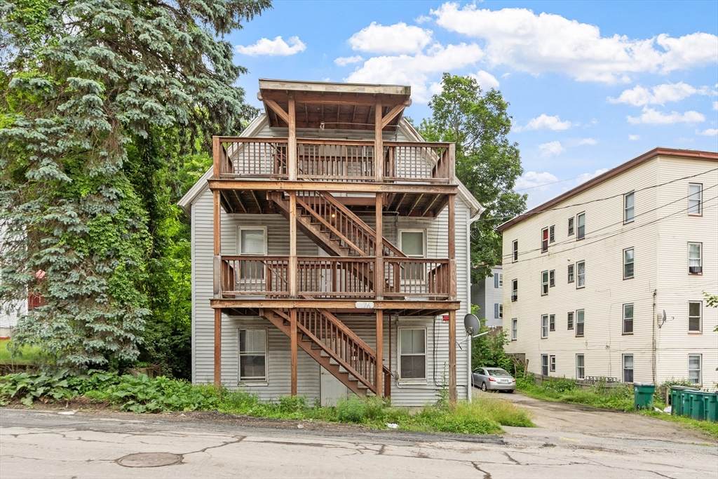 376 Elm St - Photo 1