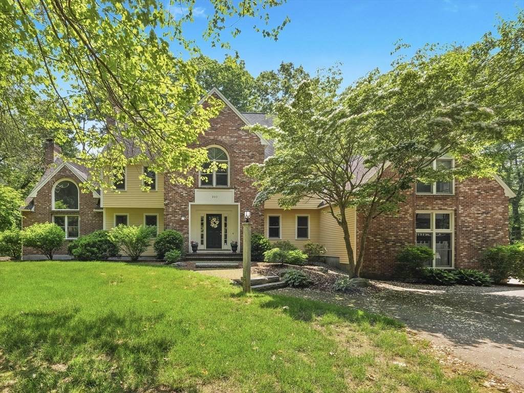 200 Newtown Road - Photo 1