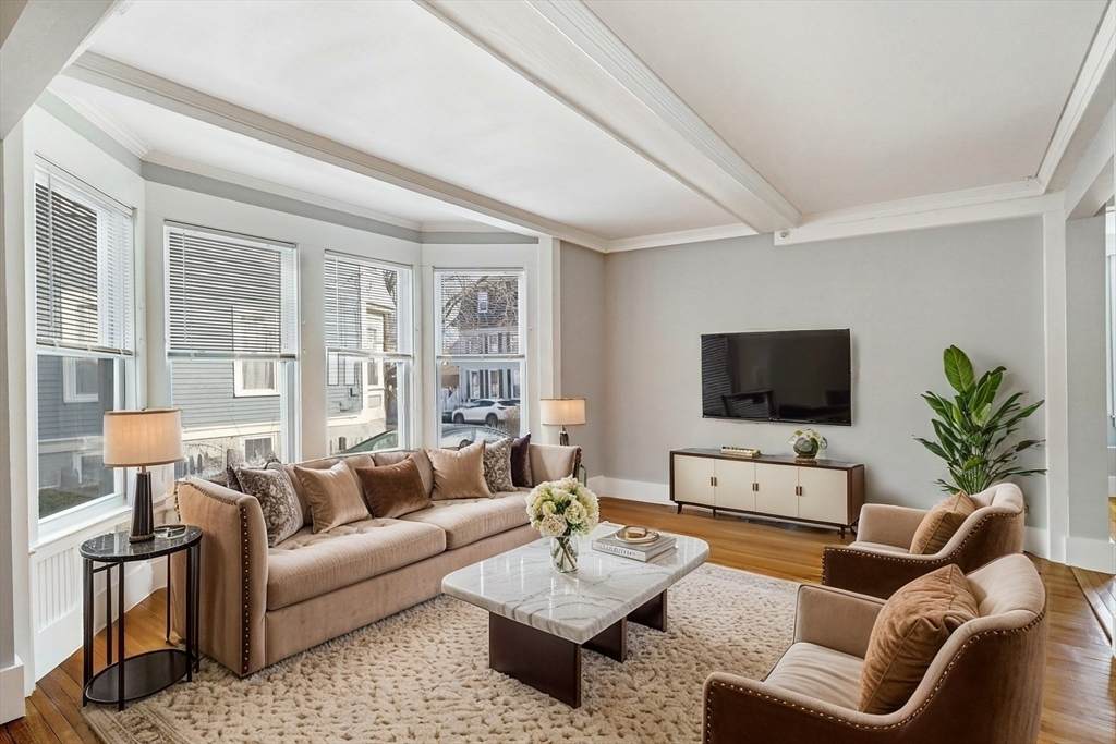 11 Forrester - Photo 1