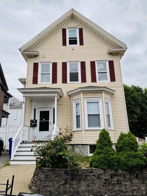 27 Howard St - Photo 1