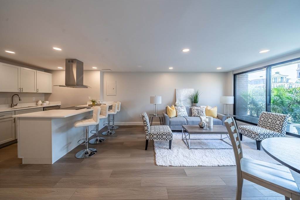 1105 Massachusetts Ave - Photo 1