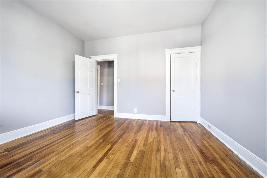 78 Glenville Ave - Photo 1