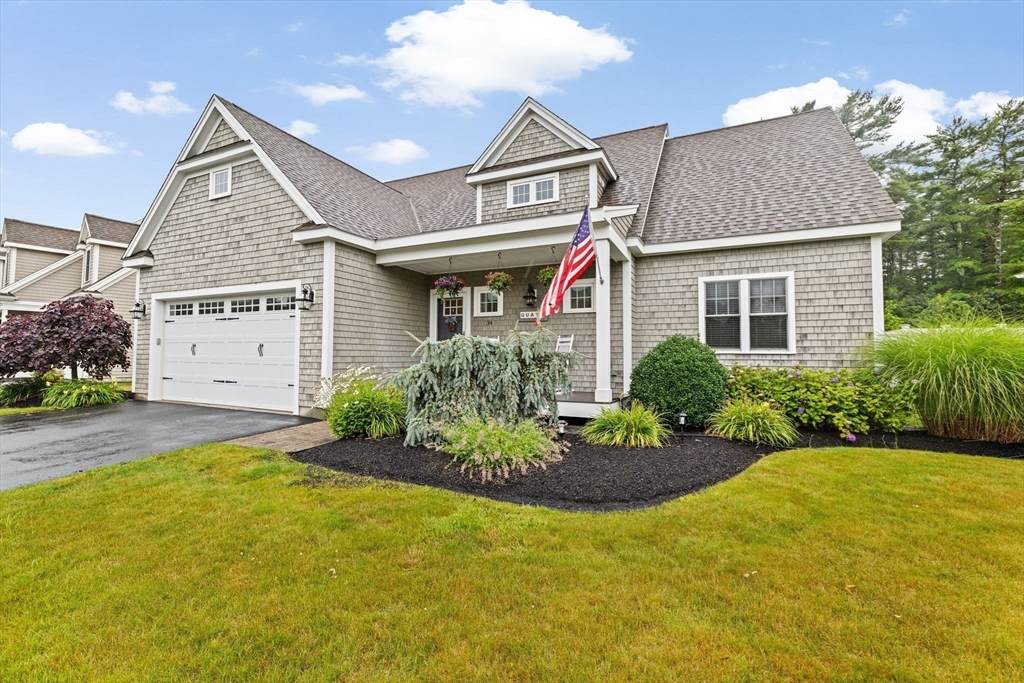 34 Fairway Dr - Photo 1