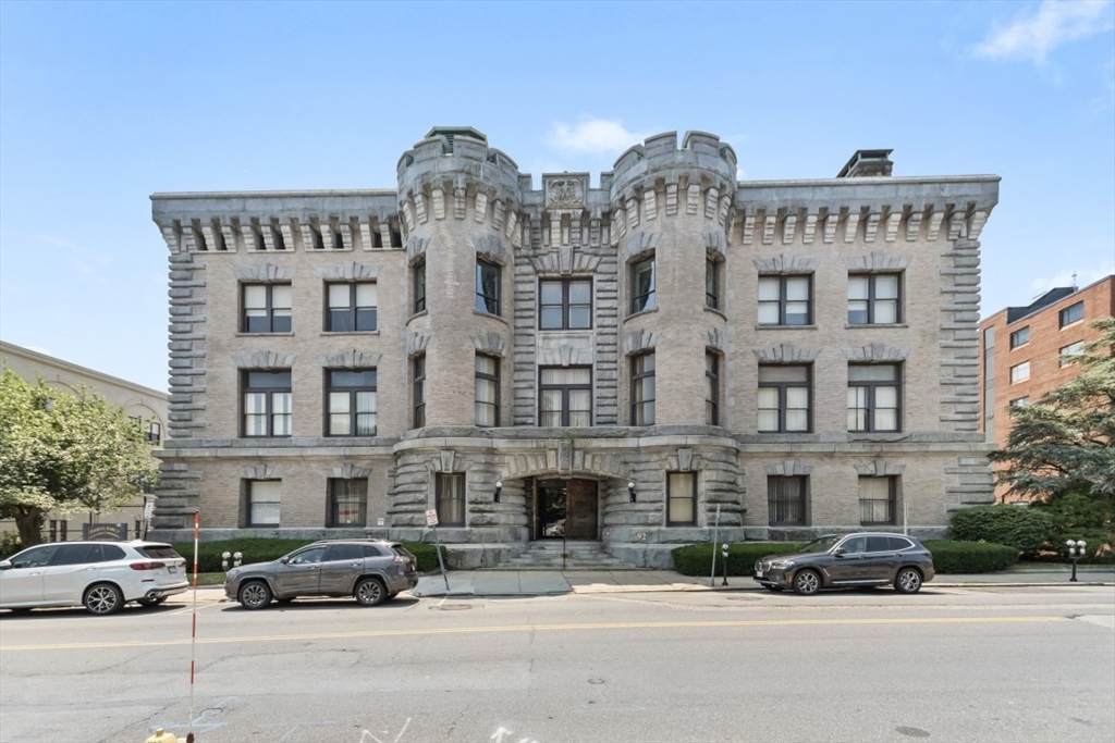 92 High Street - Photo 1