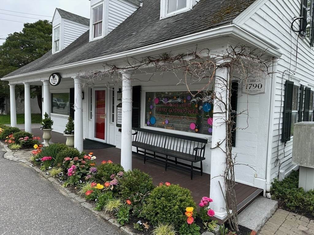 353 Boston Post Rd - Photo 1