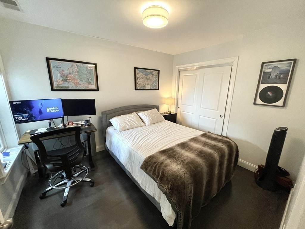 728 East Broadway - Photo 1