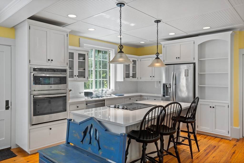 362 King Street - Photo 1