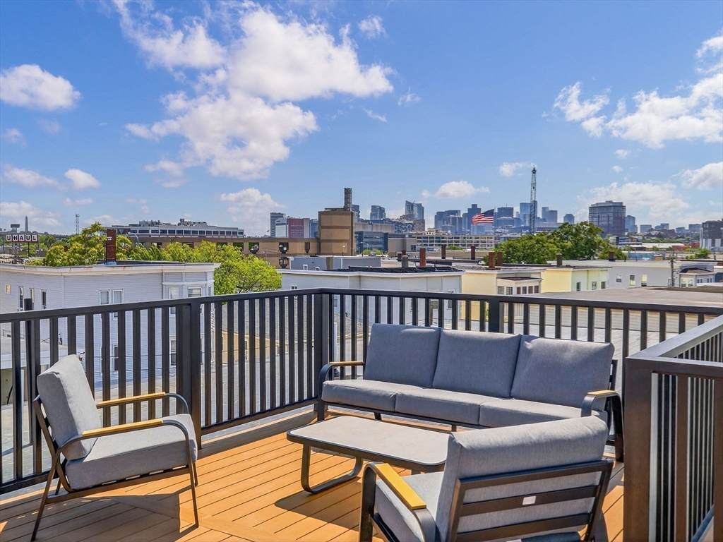 192 Washington Street - Photo 1