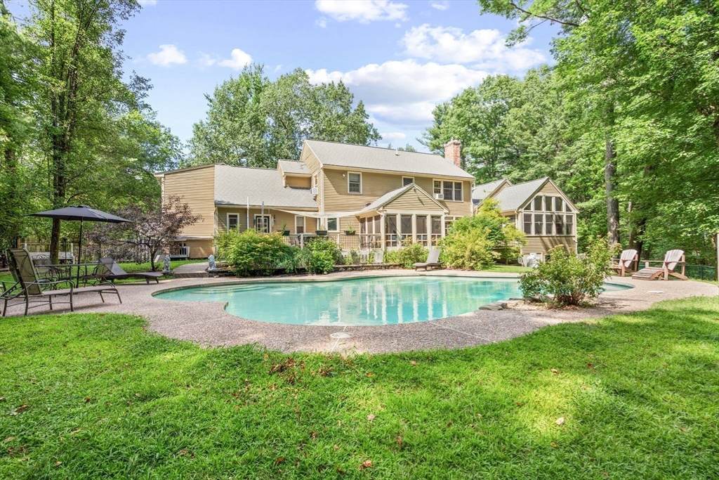 9 Stagecoach Rd - Photo 1