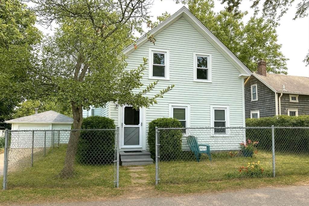 9 Tenth St - Photo 1