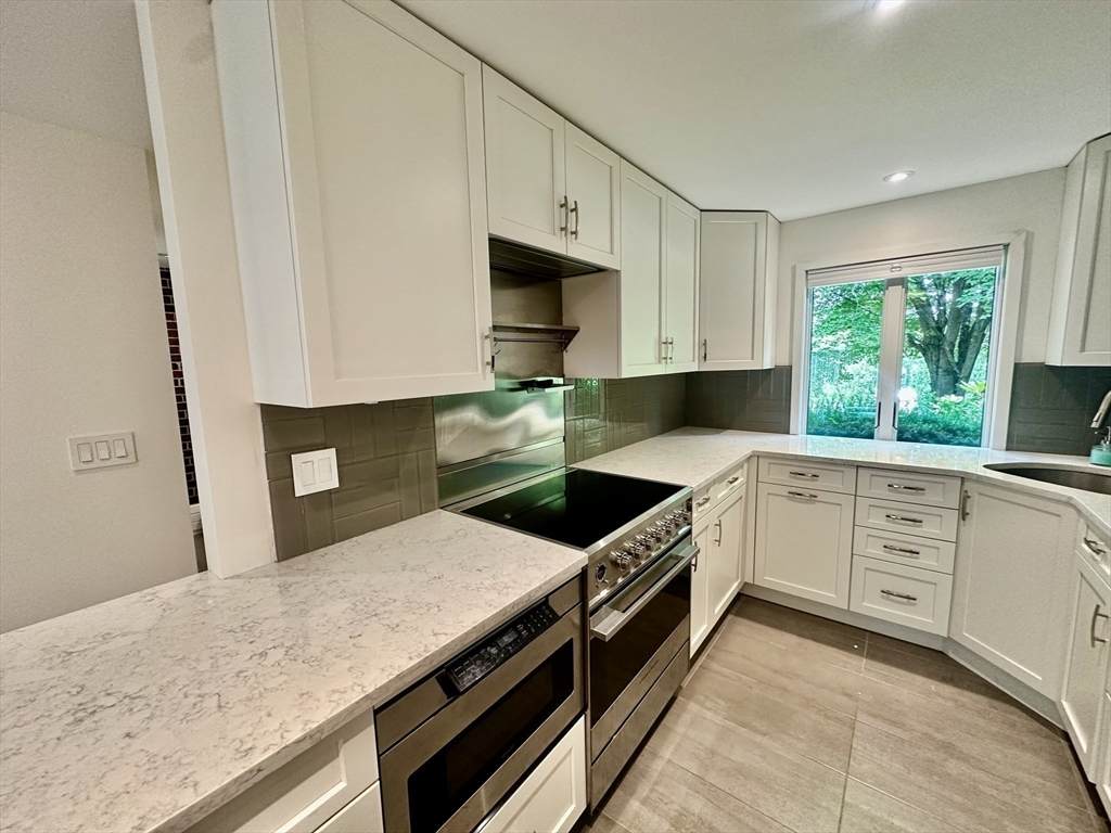 1 Eaton Ct - Photo 1