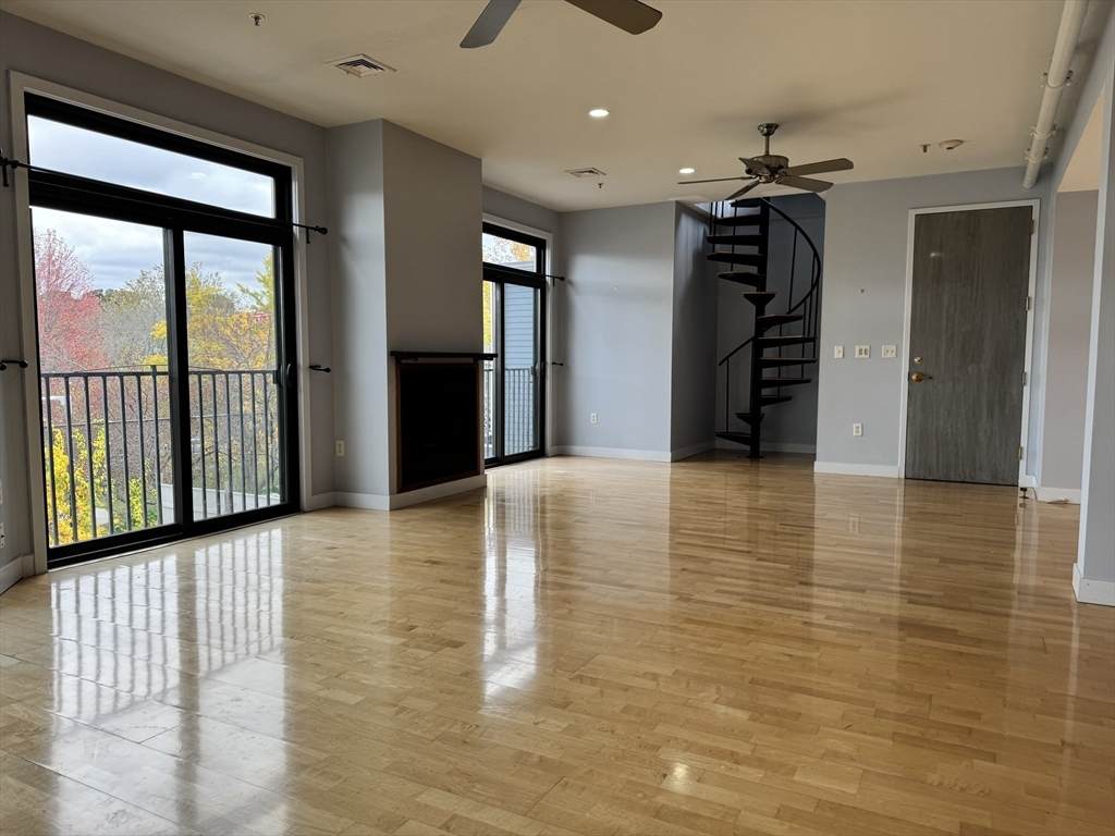 950 Dorchester Ave - Photo 1