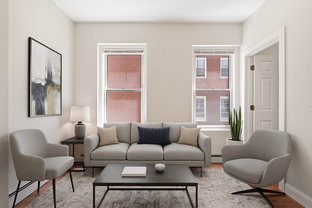 198 Salem St - Photo 1