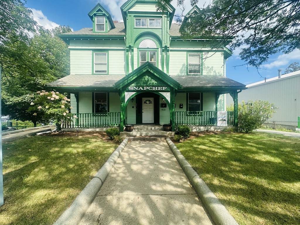 420 Washington St - Photo 1