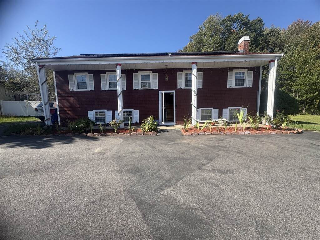 1000 Pleasant St - Photo 1