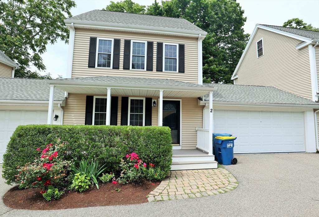 90 Central St - Photo 1