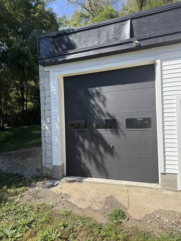 326 Park St - Photo 1