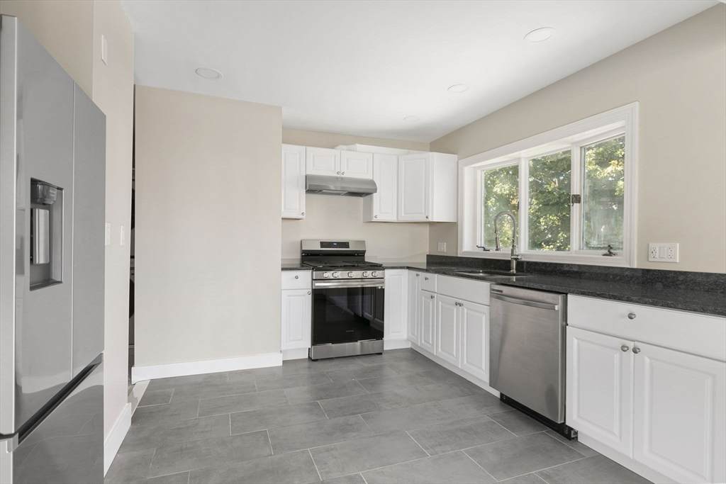 15 S Fairview St - Photo 1