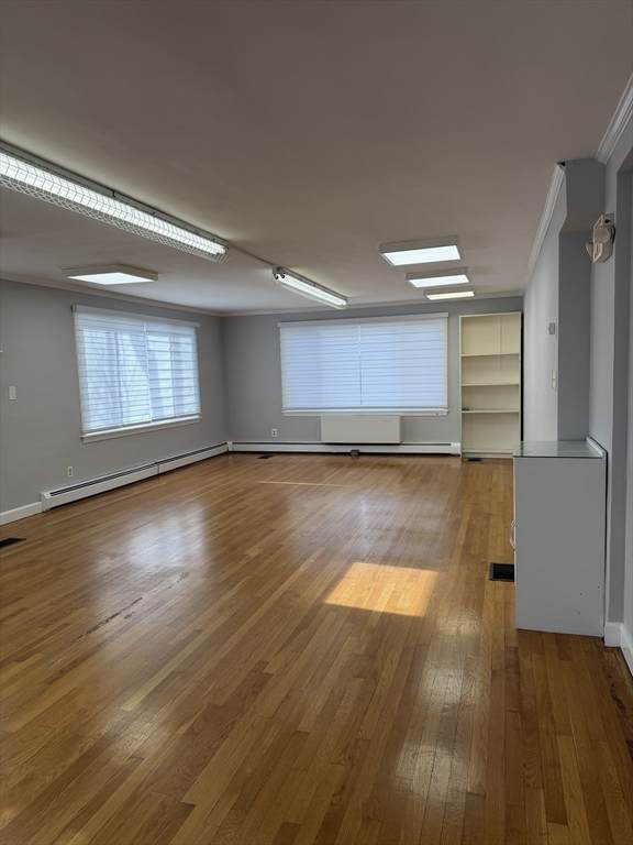 452 Washington - Photo 1