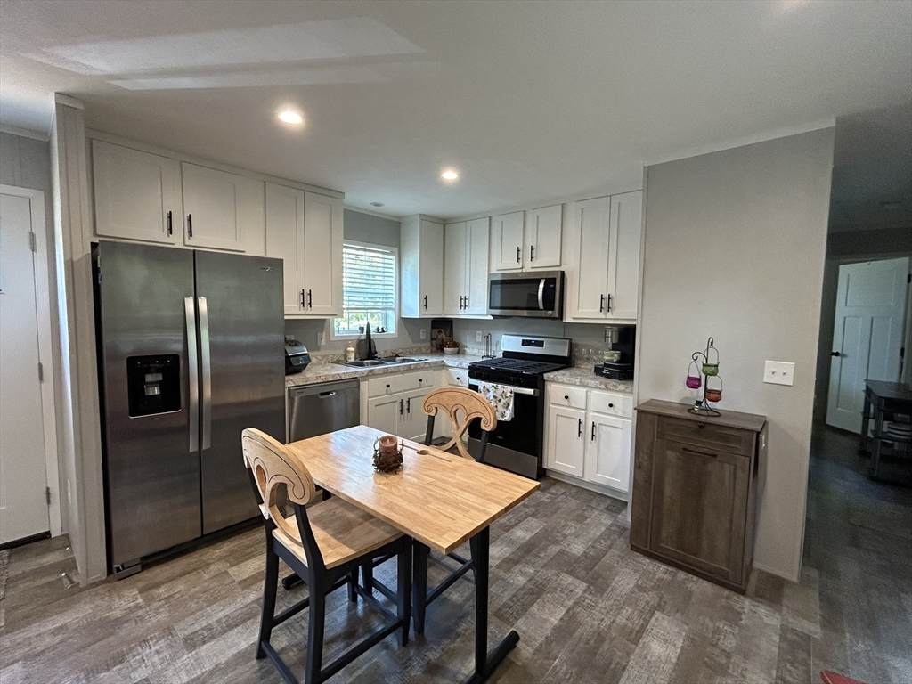 41 Longboat Drive - Photo 1