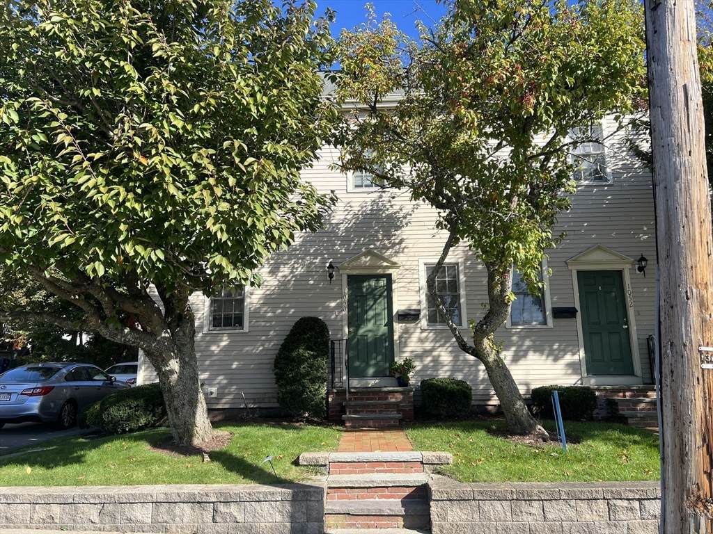 1050 Chestnut Street - Photo 1