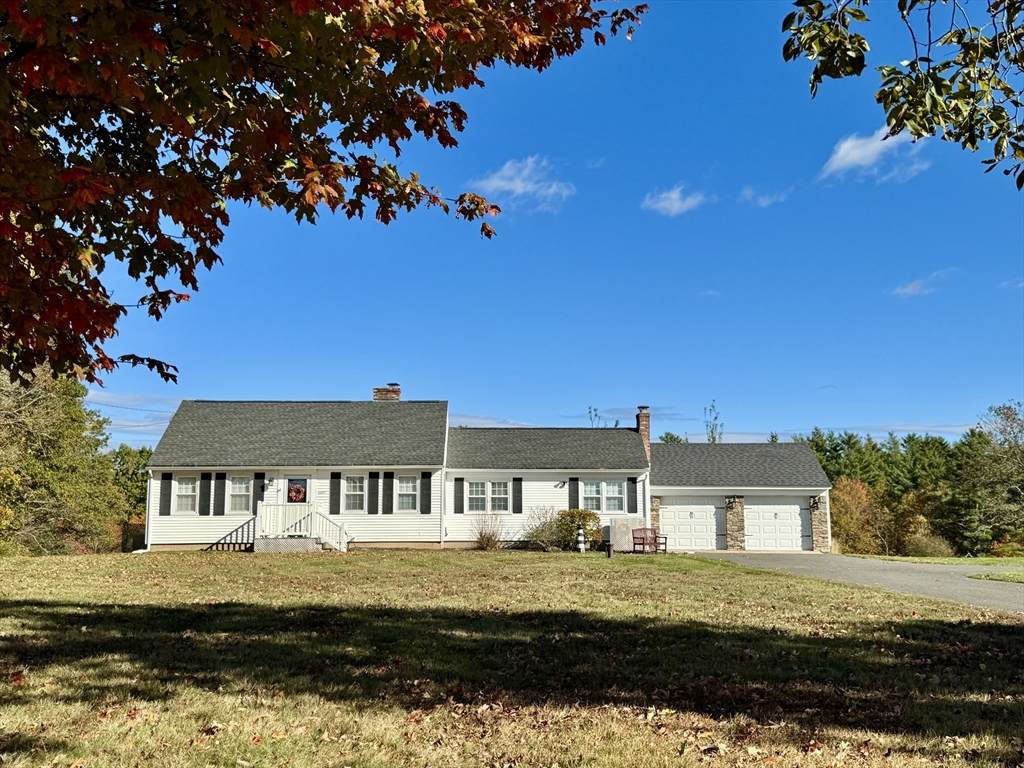 3327 Chestnut Hill Ave - Photo 1