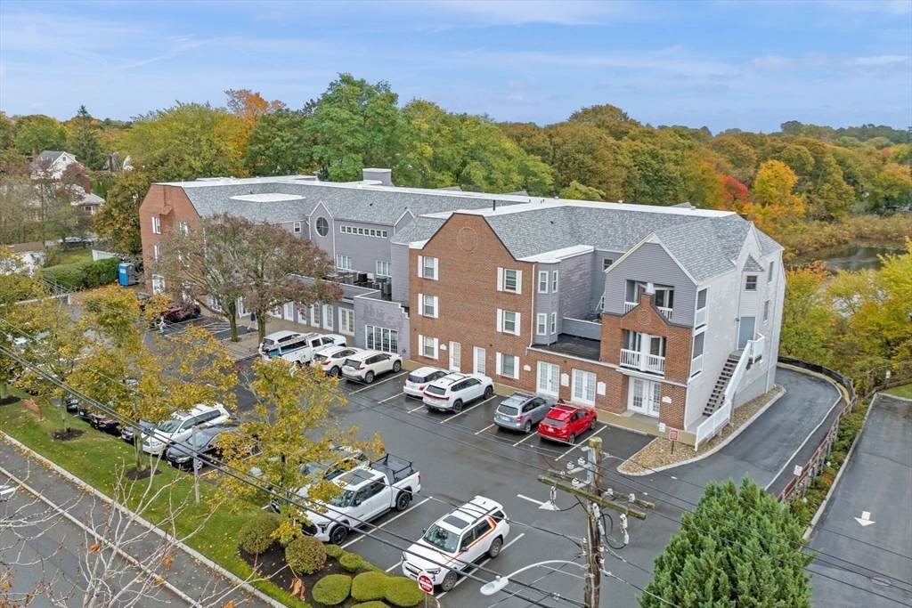 212 Humphrey Street - Photo 1