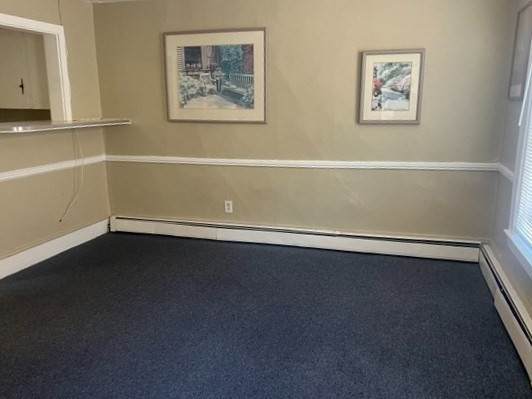 40 W Broadway - Photo 1