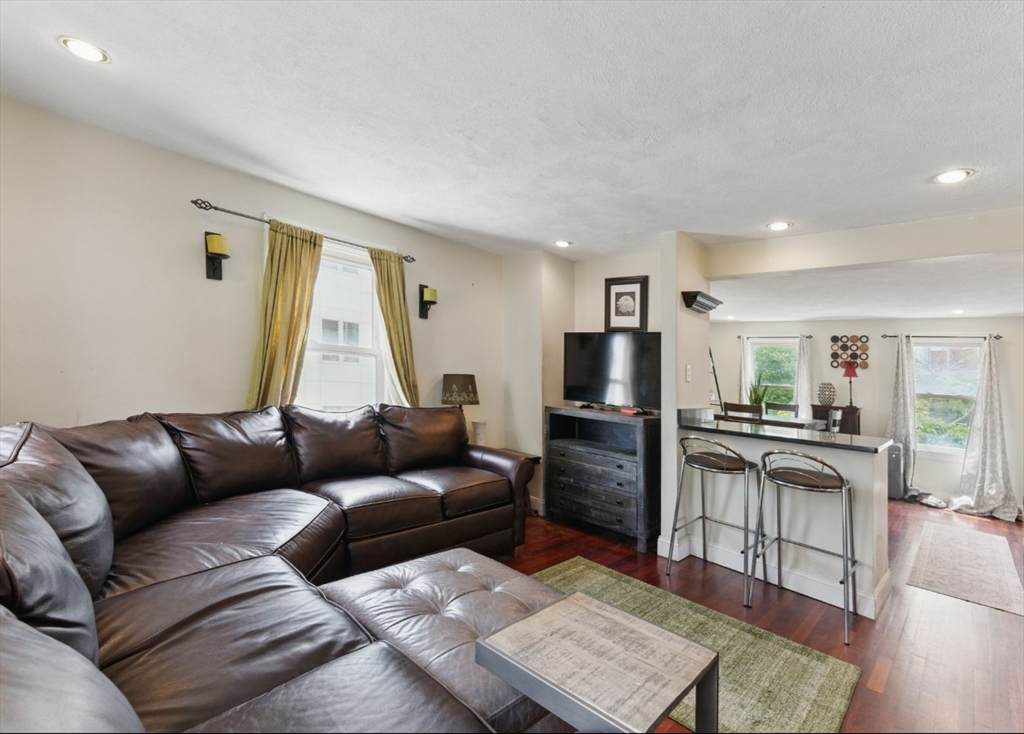 40 Chappie - Photo 1