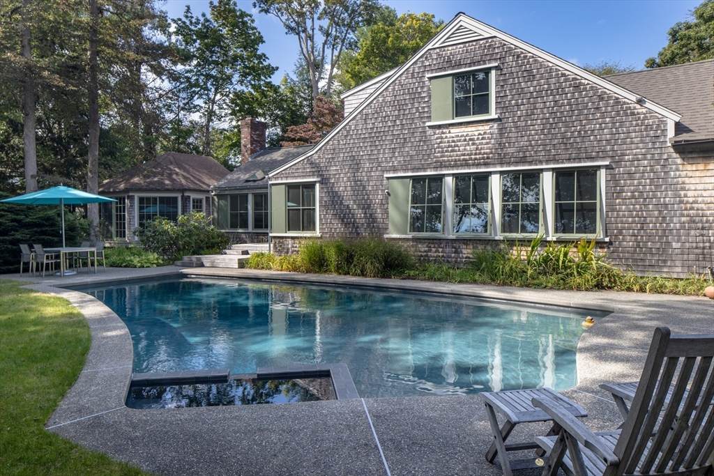 16 Vine St - Photo 1