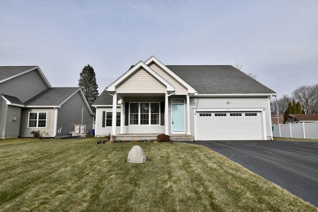 73 Plummer Ave - Photo 1