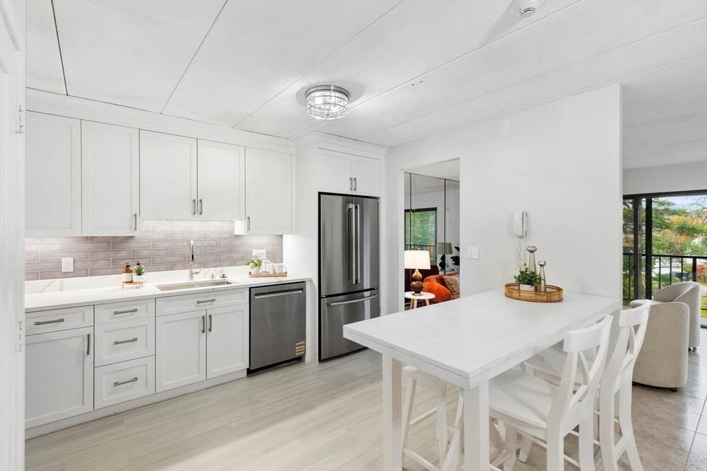 235 Winthrop Street - Photo 1