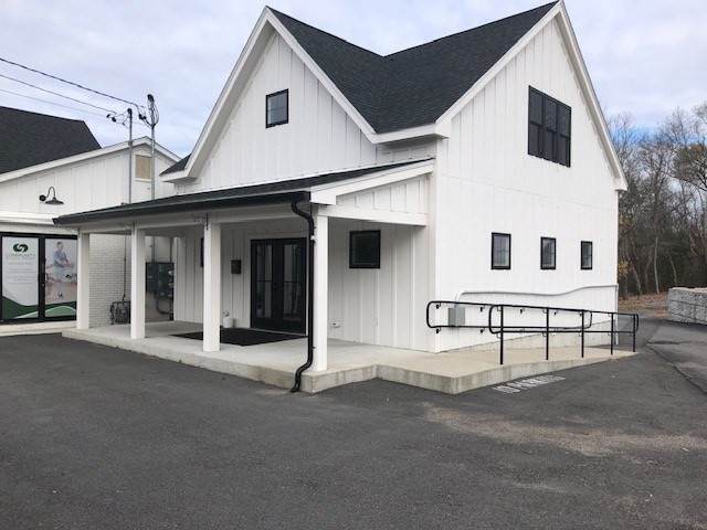 965 Washington - Photo 1