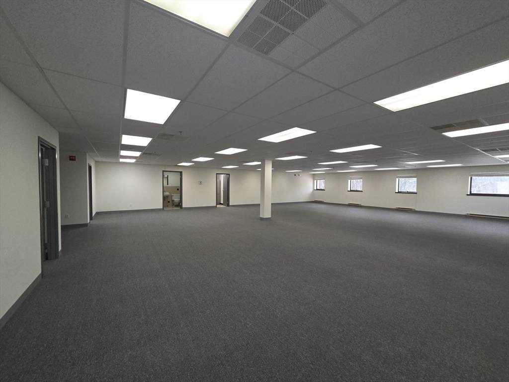 500 West Cummings Park - Photo 1