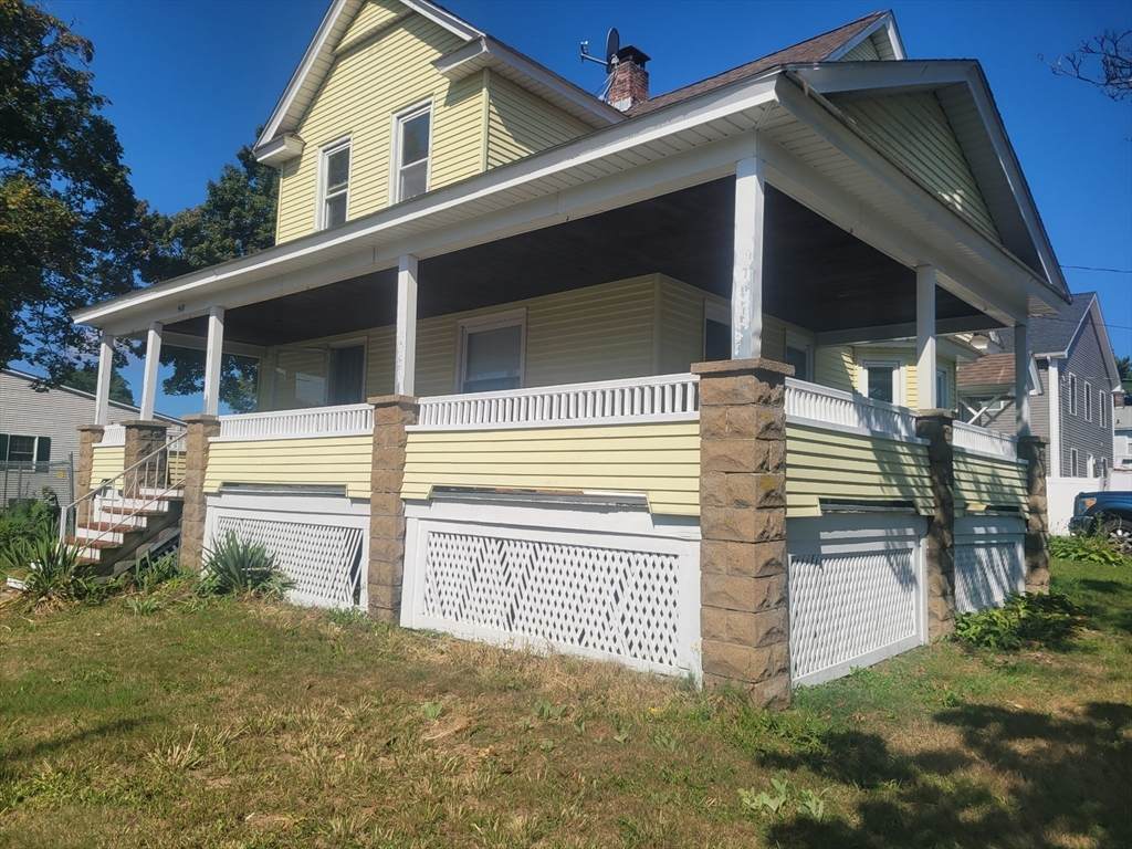 468 Springfield St - Photo 1