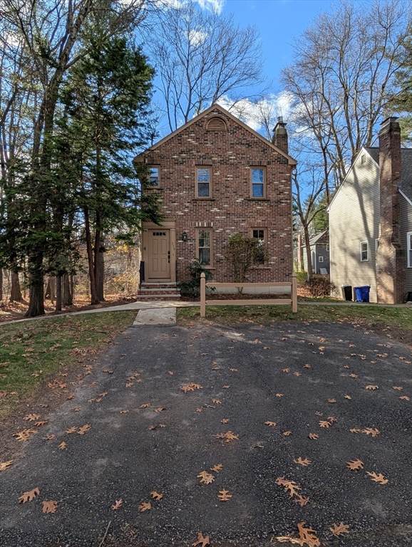 330 Wellman Ave. - Photo 1